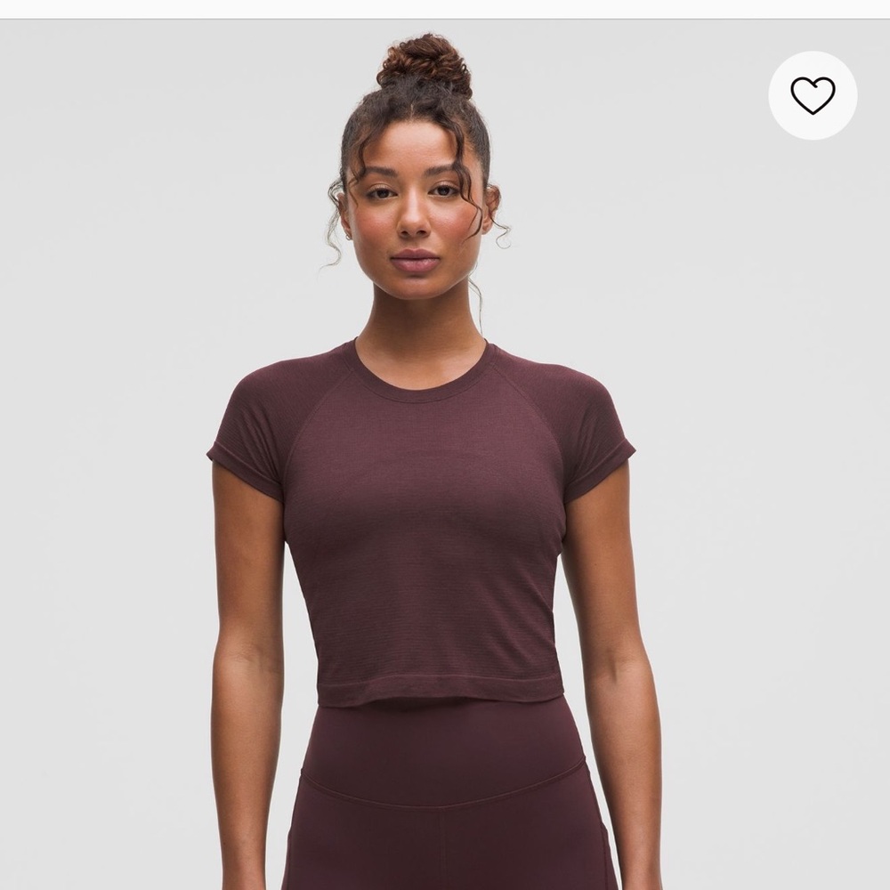 Lululemon swiftly tech crop short sleeve 2.0 in color goodnight plum size: 6